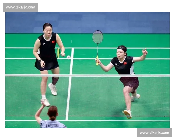 亚运赛场英雄联盟中韩巅峰对决中国战队力拼韩国强敌争夺荣耀之夜